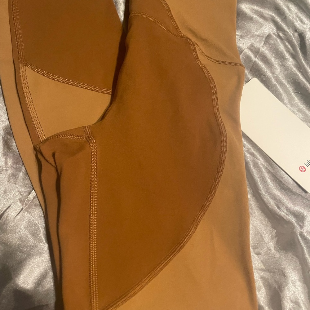 Lululemon Nulu 25" tights